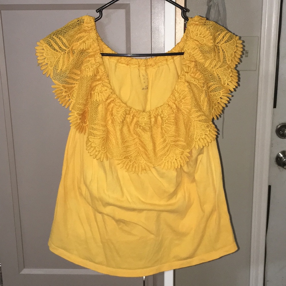 Medium Yellow Blouse
